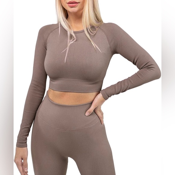 🖤Purple 2 Piece Athletic Combo - Picture 1 of 7